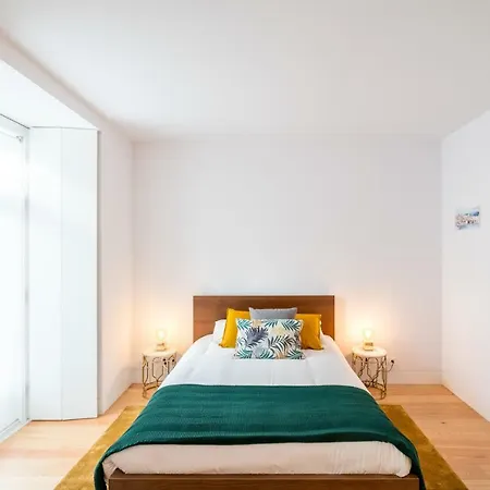 Апартаменти Casa Chiado *